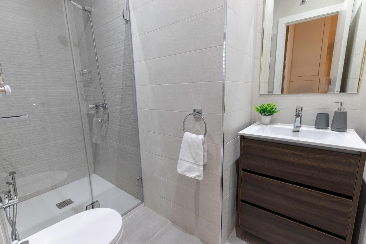 Recien Reformado Junto A Metro San Mames Apartment Bilbao Exterior photo